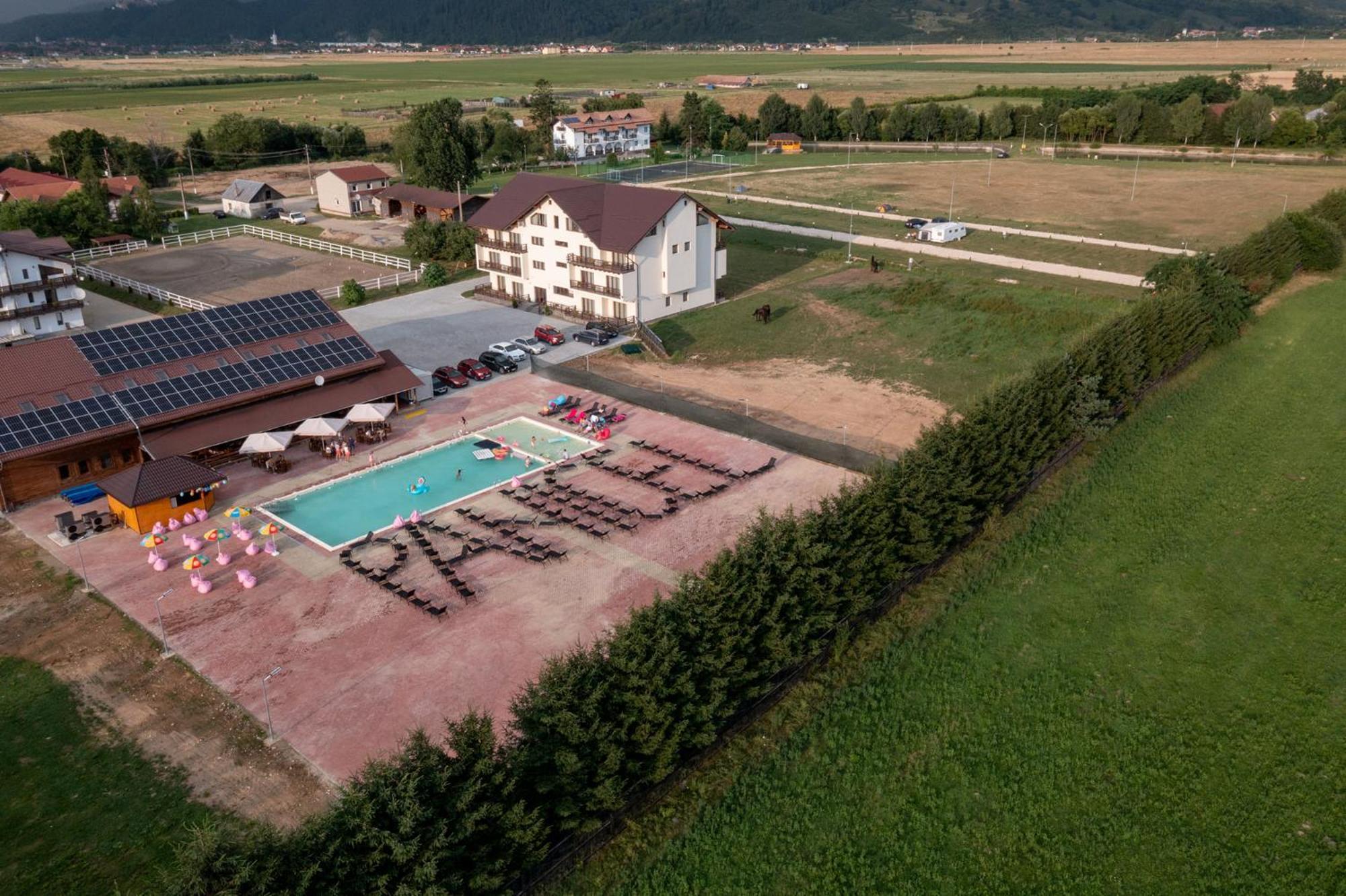 Complex Panicel Rîşnov Exterior foto
